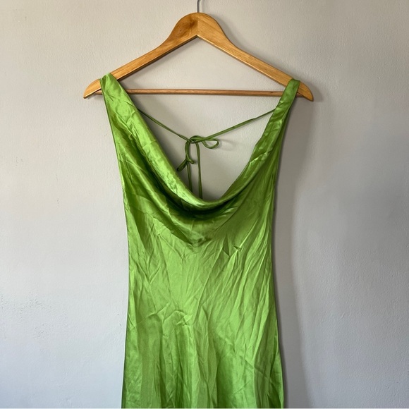 Amanda Uprichard Mirai Midi Dress in Green Size Small Silk - Picture 5 of 8